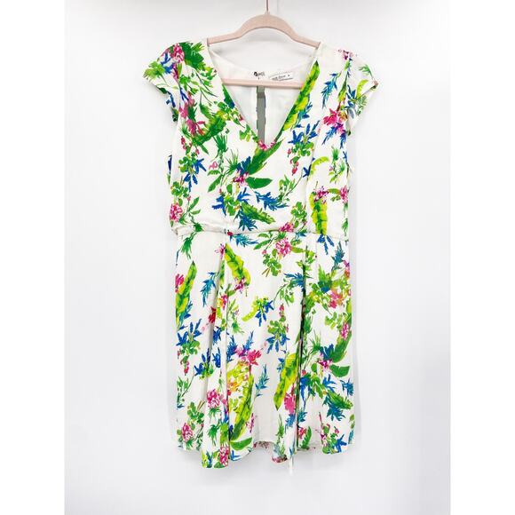 ROAM Positano White Floral Print Cap Sleeve V-Neck Mini Dress Size M - Picture 3 of 5